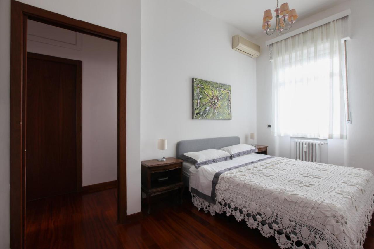 Bohemian District 2 Bdrs Apartment