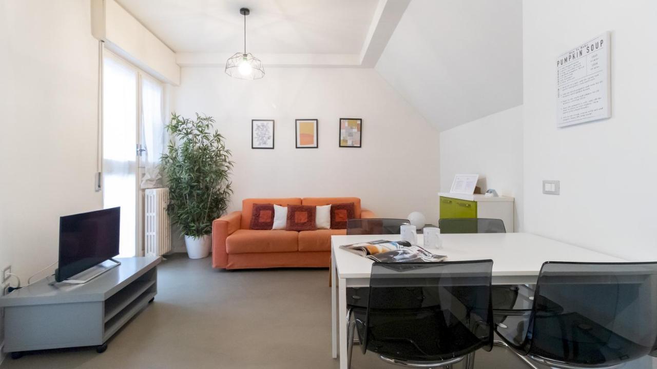 Italianway - Plinio 64 * Milan