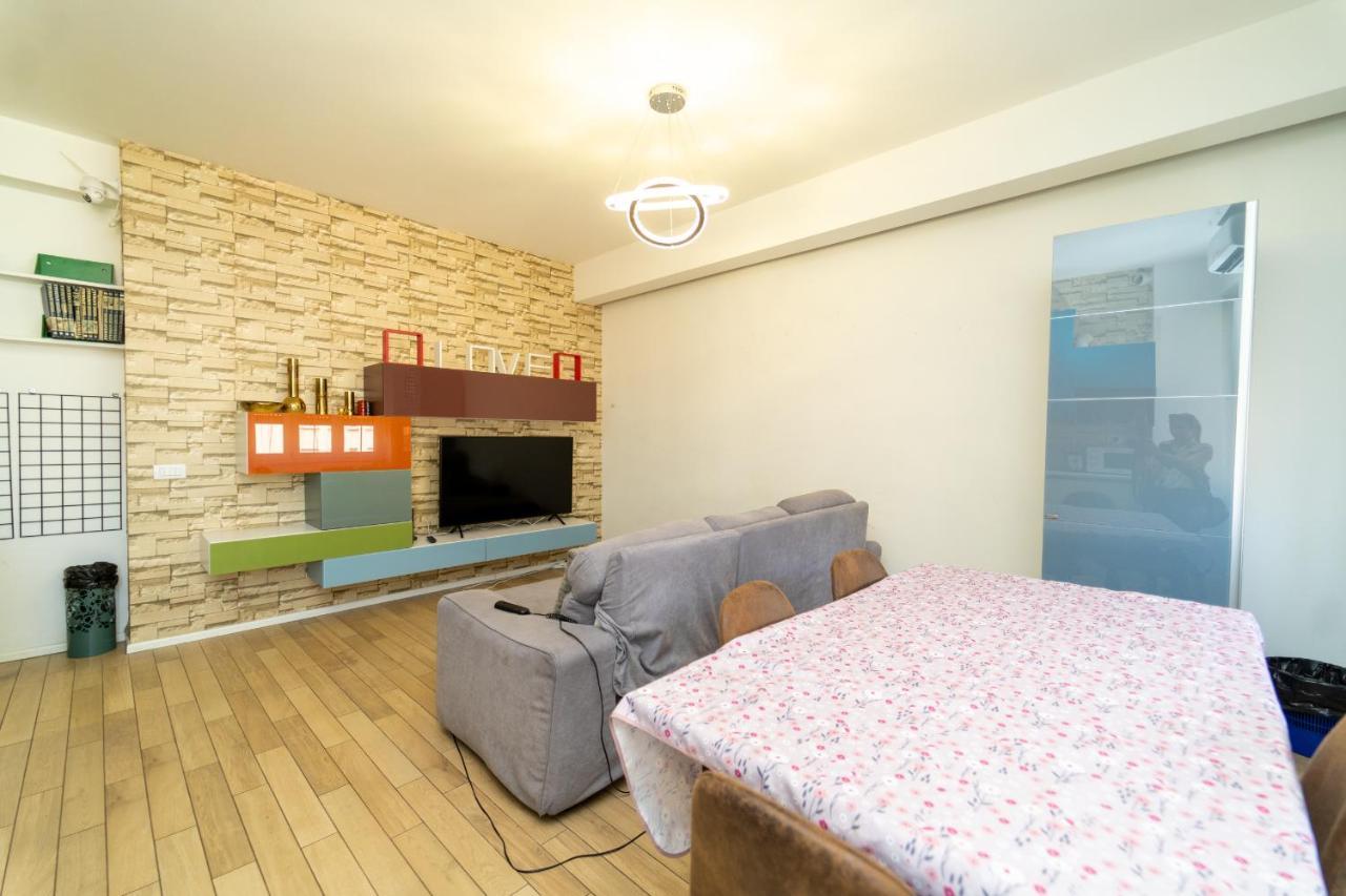 Apartamento Maya Milão