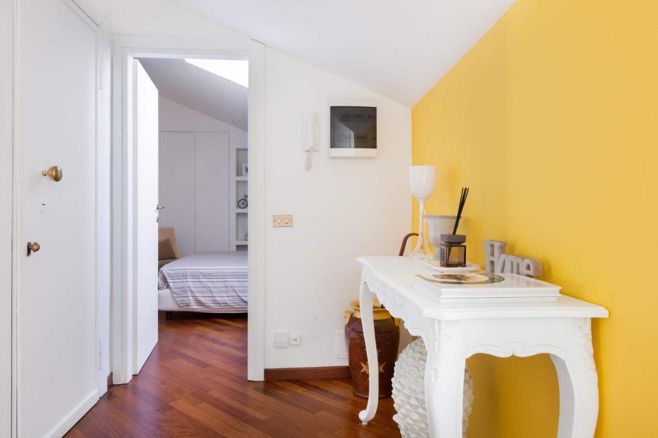 Luxury Penthouse Near Duomo Apartment Milan
