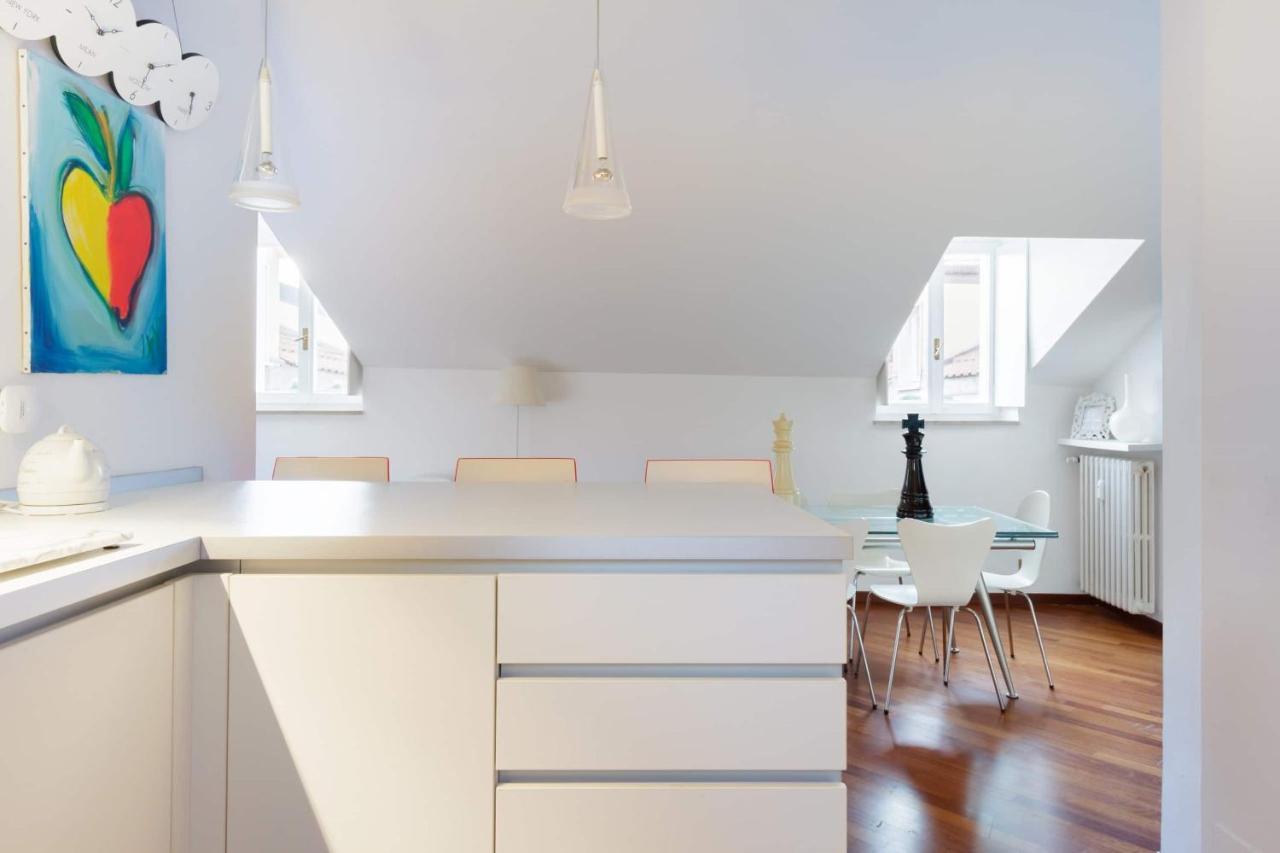 Luxury Penthouse Near Duomo Milano