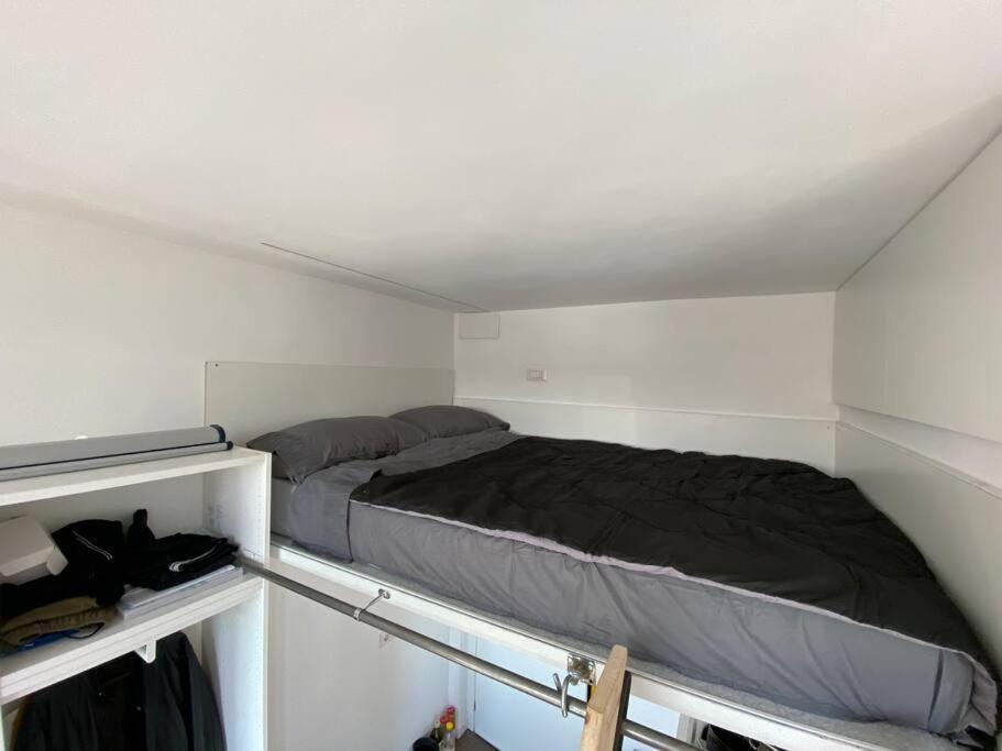 Nuovo Intero Mini Loft Su Bi-livello