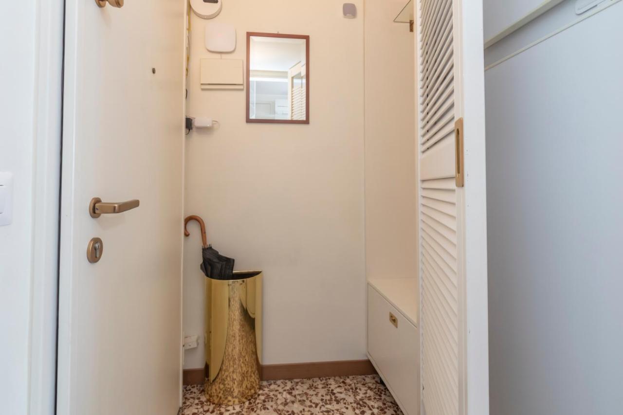 Bordighera - Vicino Iulm / Naba - Wifi A.c. Milan