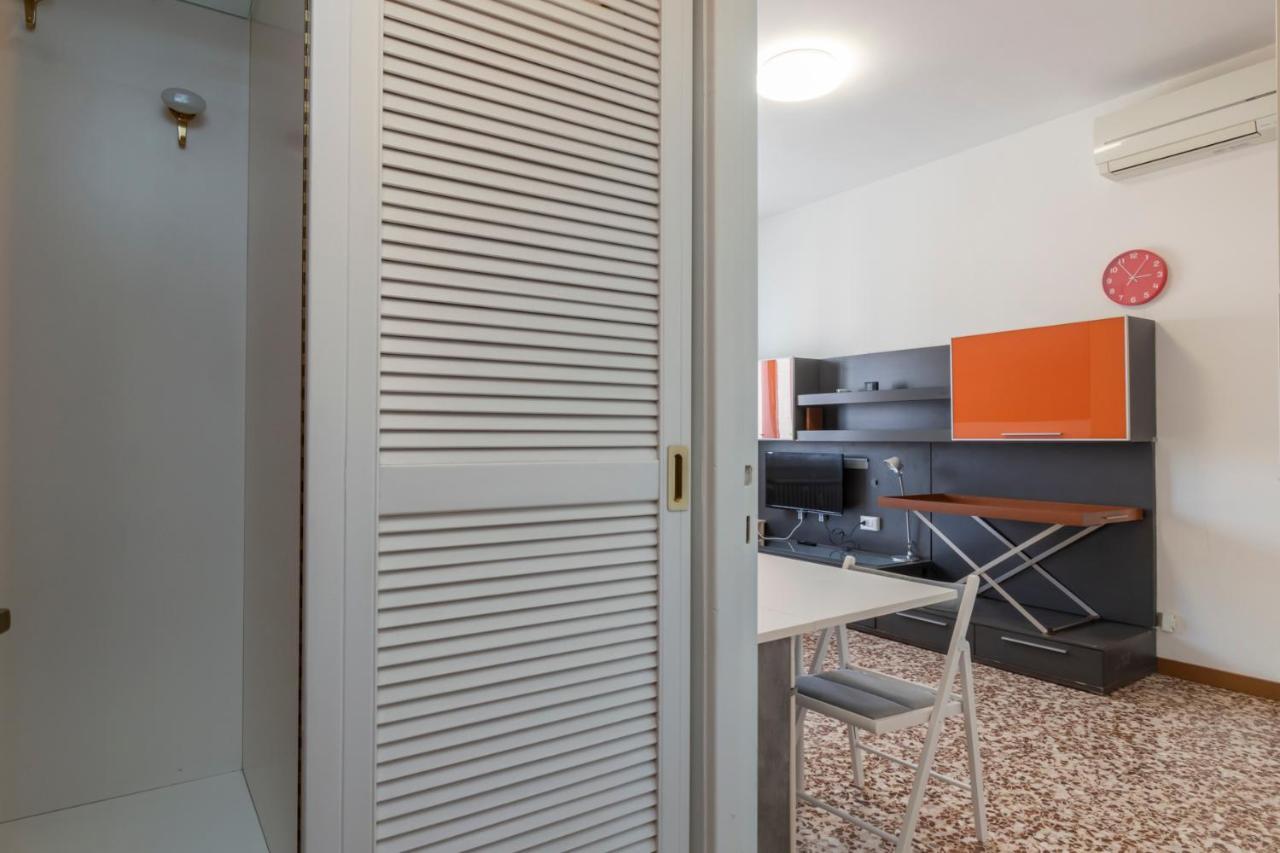 Bordighera - Vicino Iulm / Naba - Wifi A.c. Apartment
