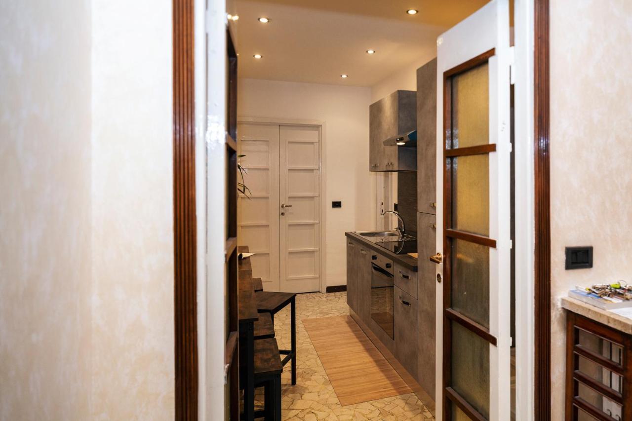 Central Apartment * Milan