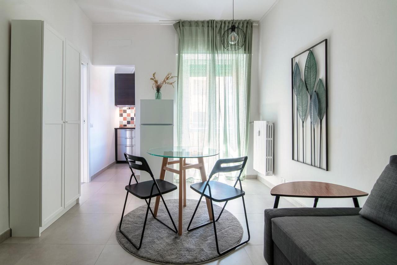 Apartment Altido Navigli Studio With Balcony Milan