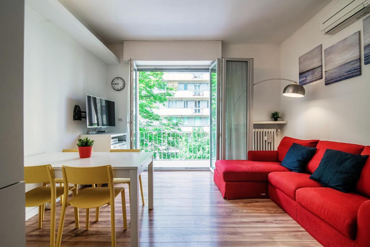 Altido Bright Life W/2 Balconies Apartment Milan