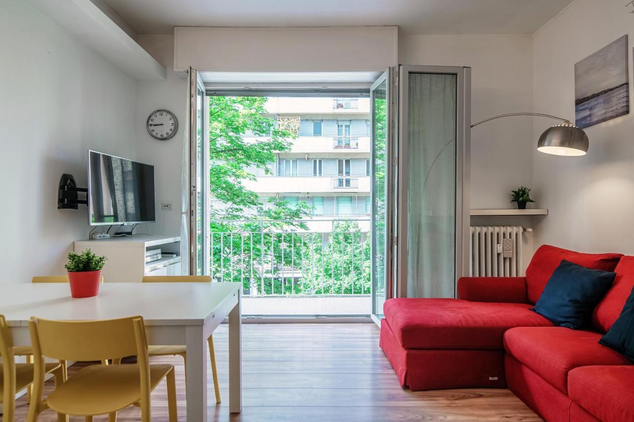 Altido Bright Life W/2 Balconies Apartment *