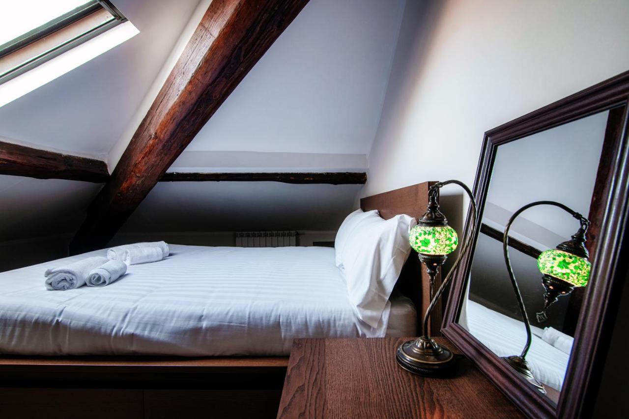 Joivy Stylish Flat, 5-minute Metro Trip To Centre Apartment *