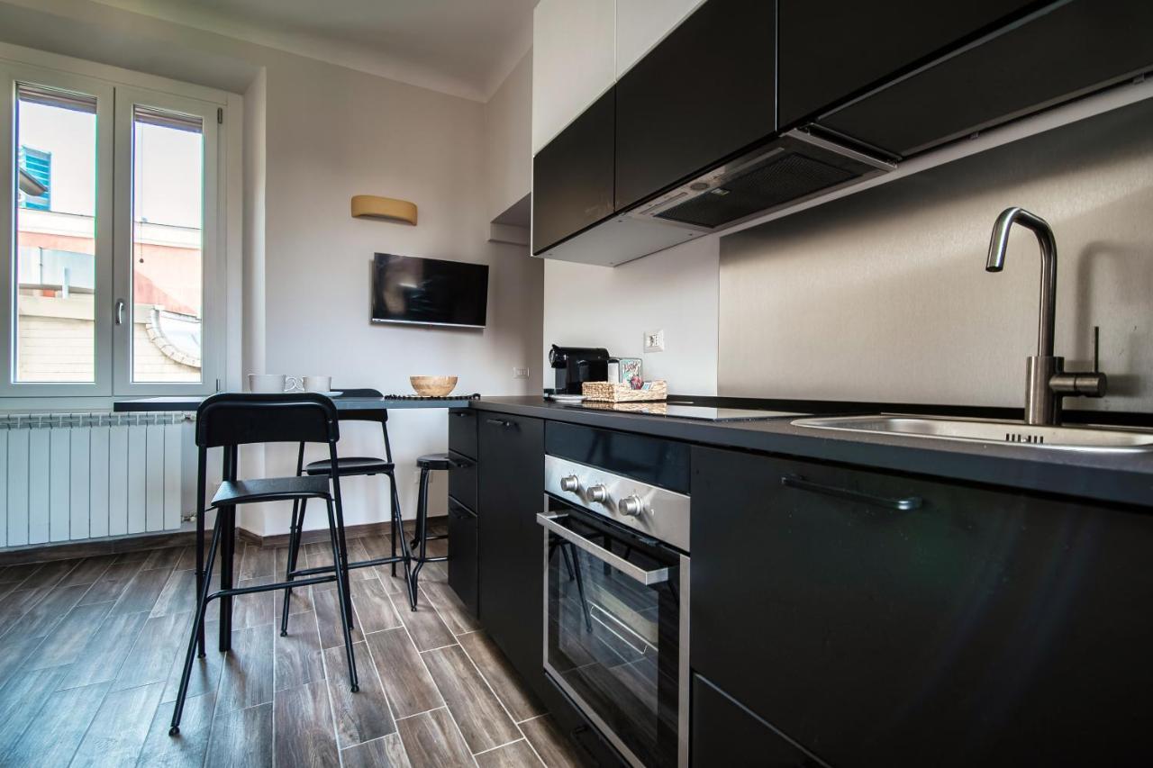 Joivy Stylish Flat, 5-minute Metro Trip To Centre * Milan