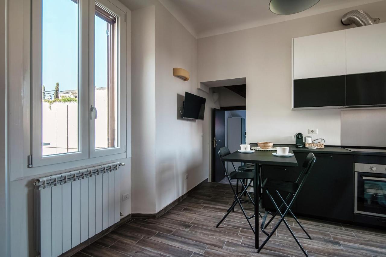 Joivy Stylish Flat, 5-minute Metro Trip To Centre Apartment Milan