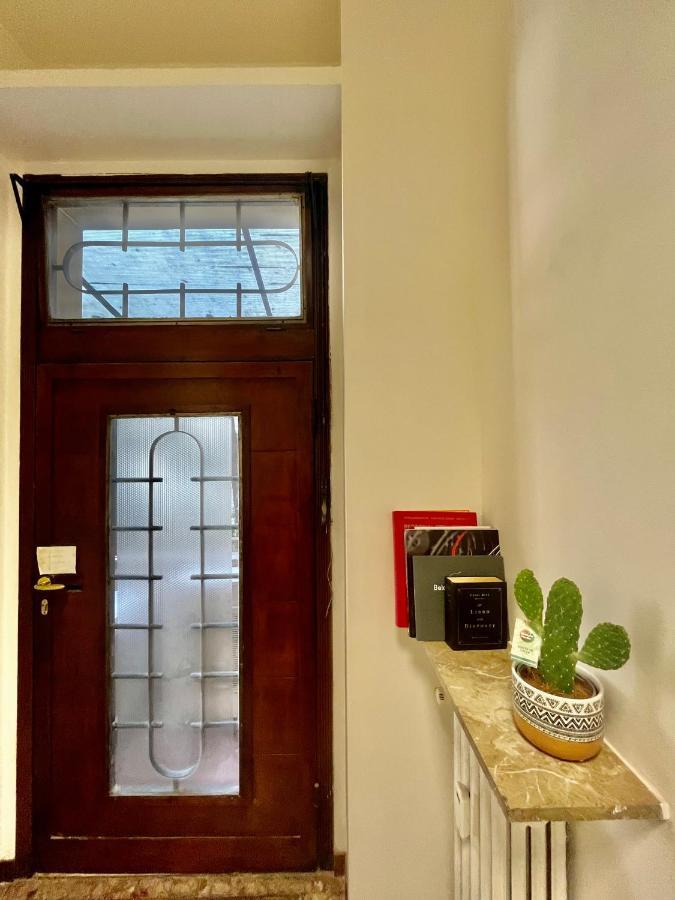 Central Apartment * Milan