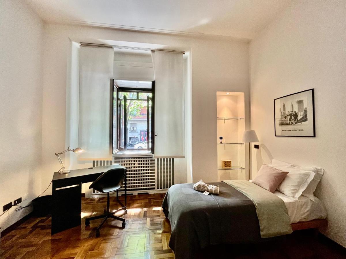 Central Apartment * Milan