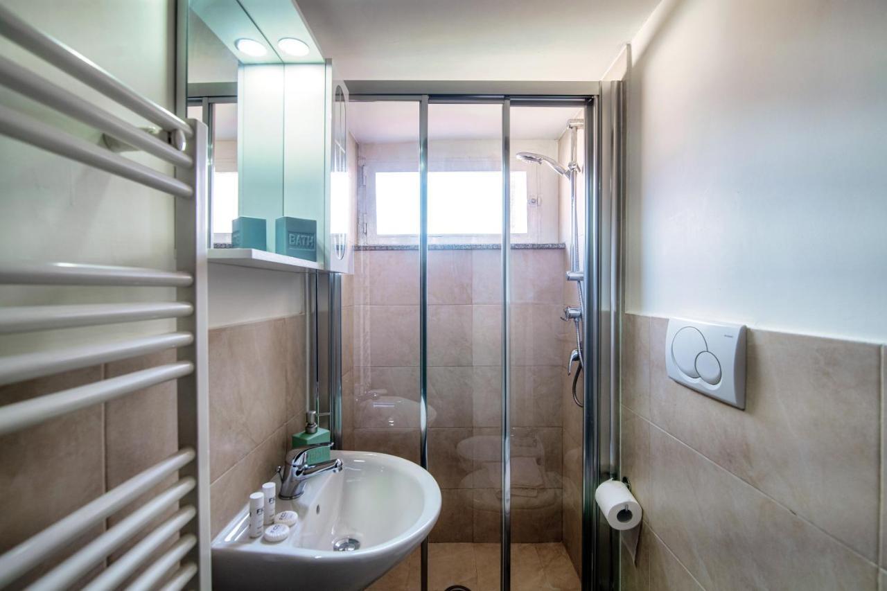 Apartment Joivy Stylish Flat, 5-minute Metro Trip To Centre