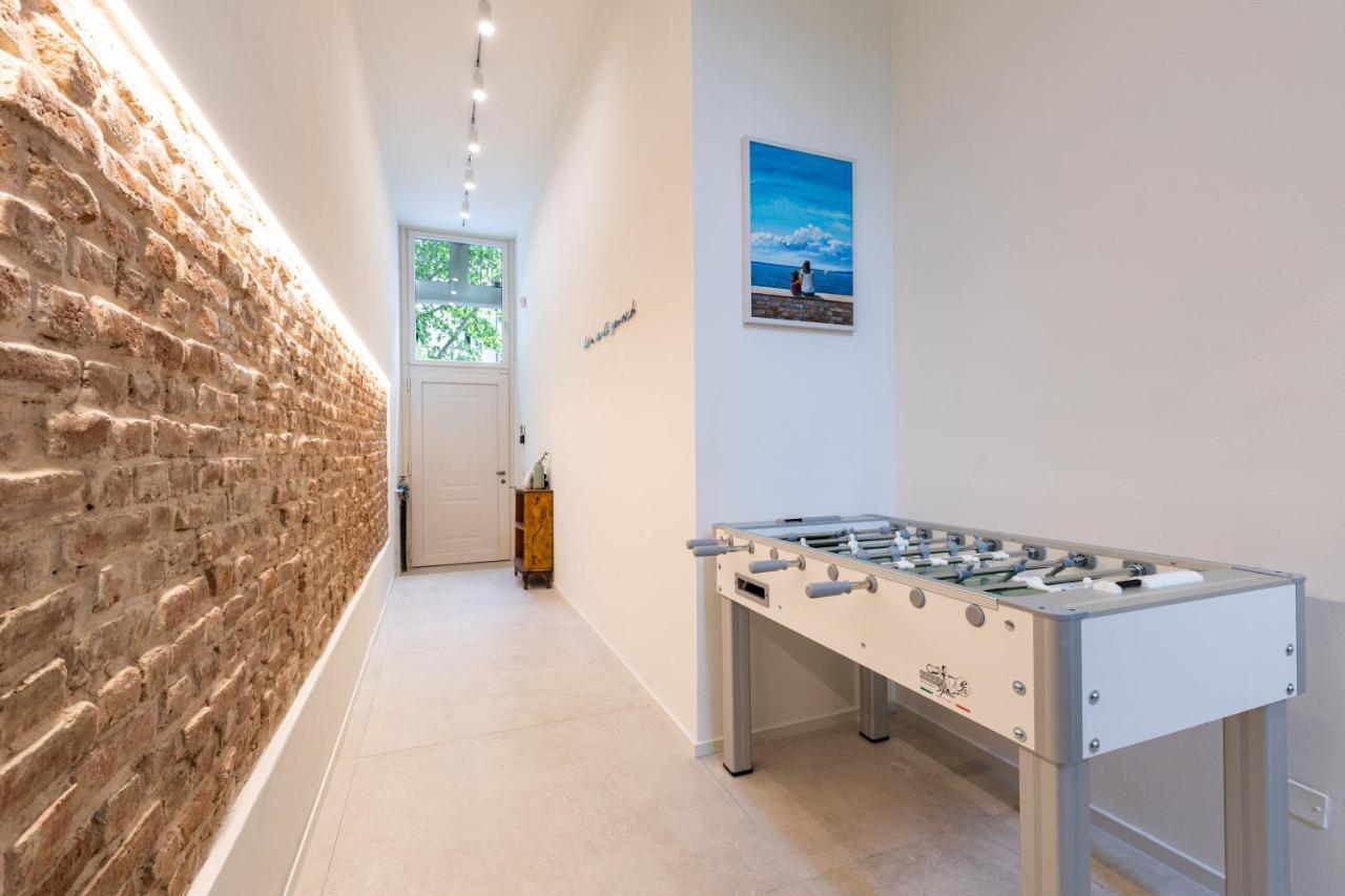 Holiday home *villa Olivo*with Private Terrace & Jacuzzi + 3bedrooms Milan