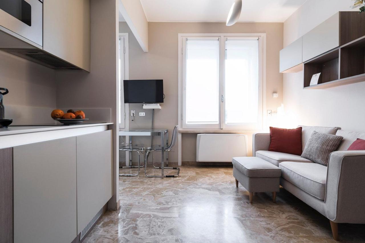 Contempora - Elvezia 8 - E54 * Milano