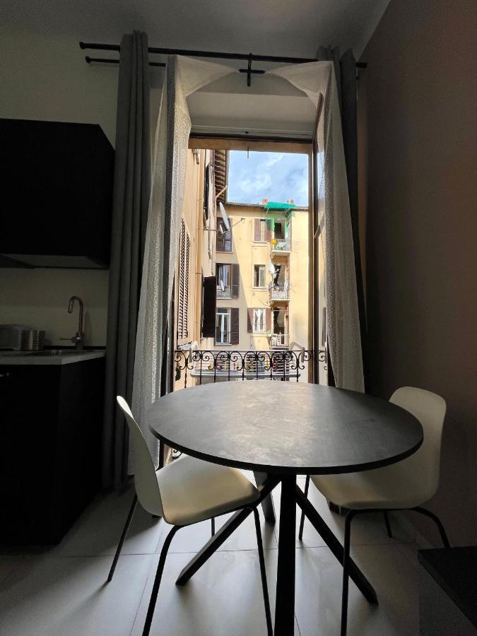 De Angeli New And Lovely Apartment Milan