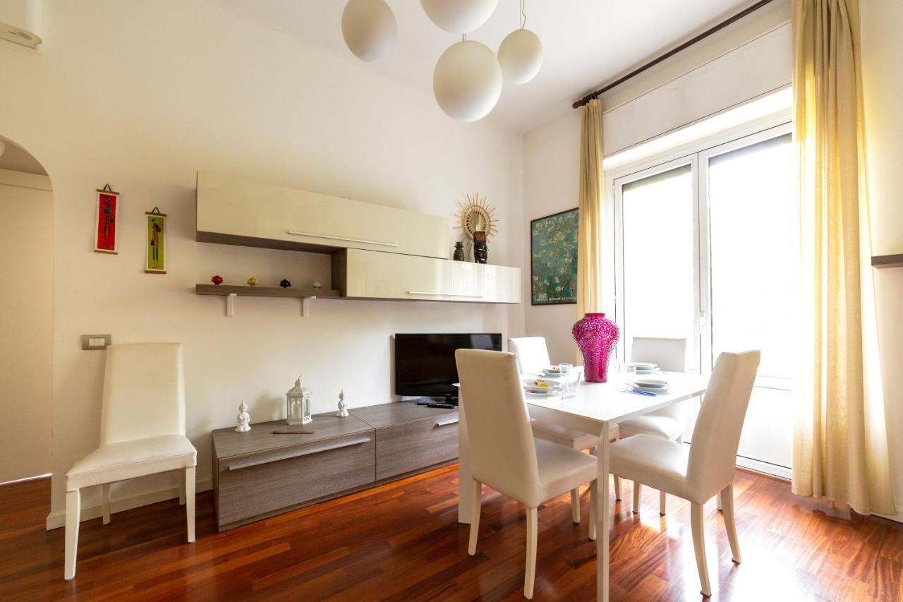 Apartment Calvairate Balcony Milan