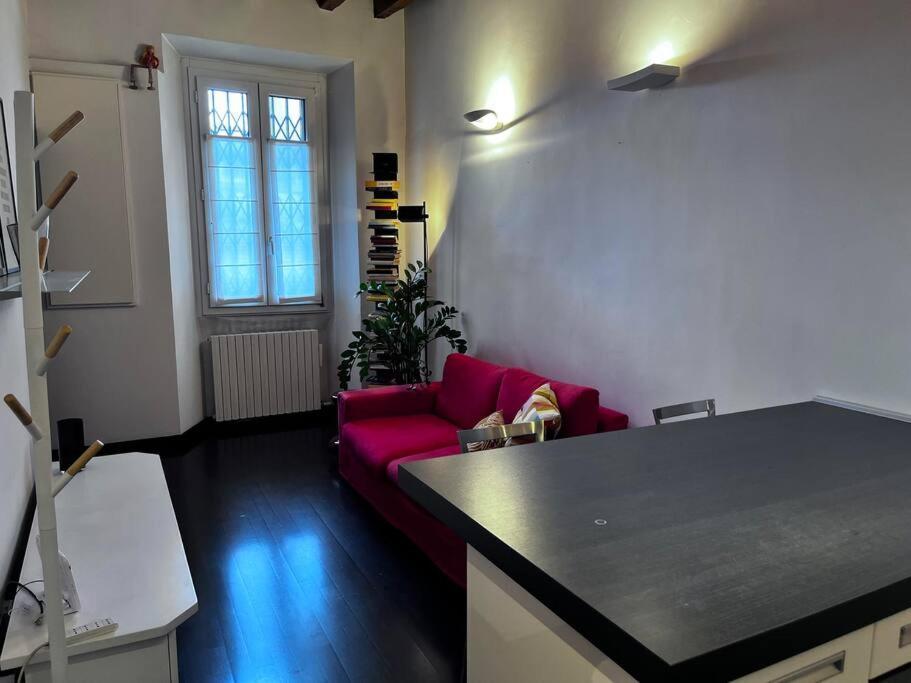 Sandra Flexyrent Wifi Charming Apt In Ticinese * Milão