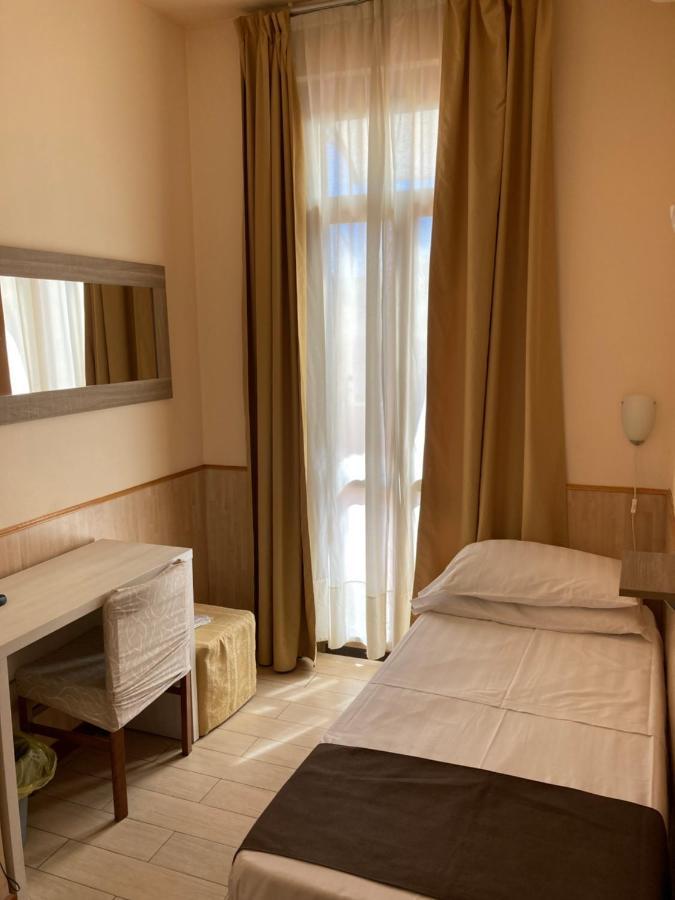 Adler 3* Milan