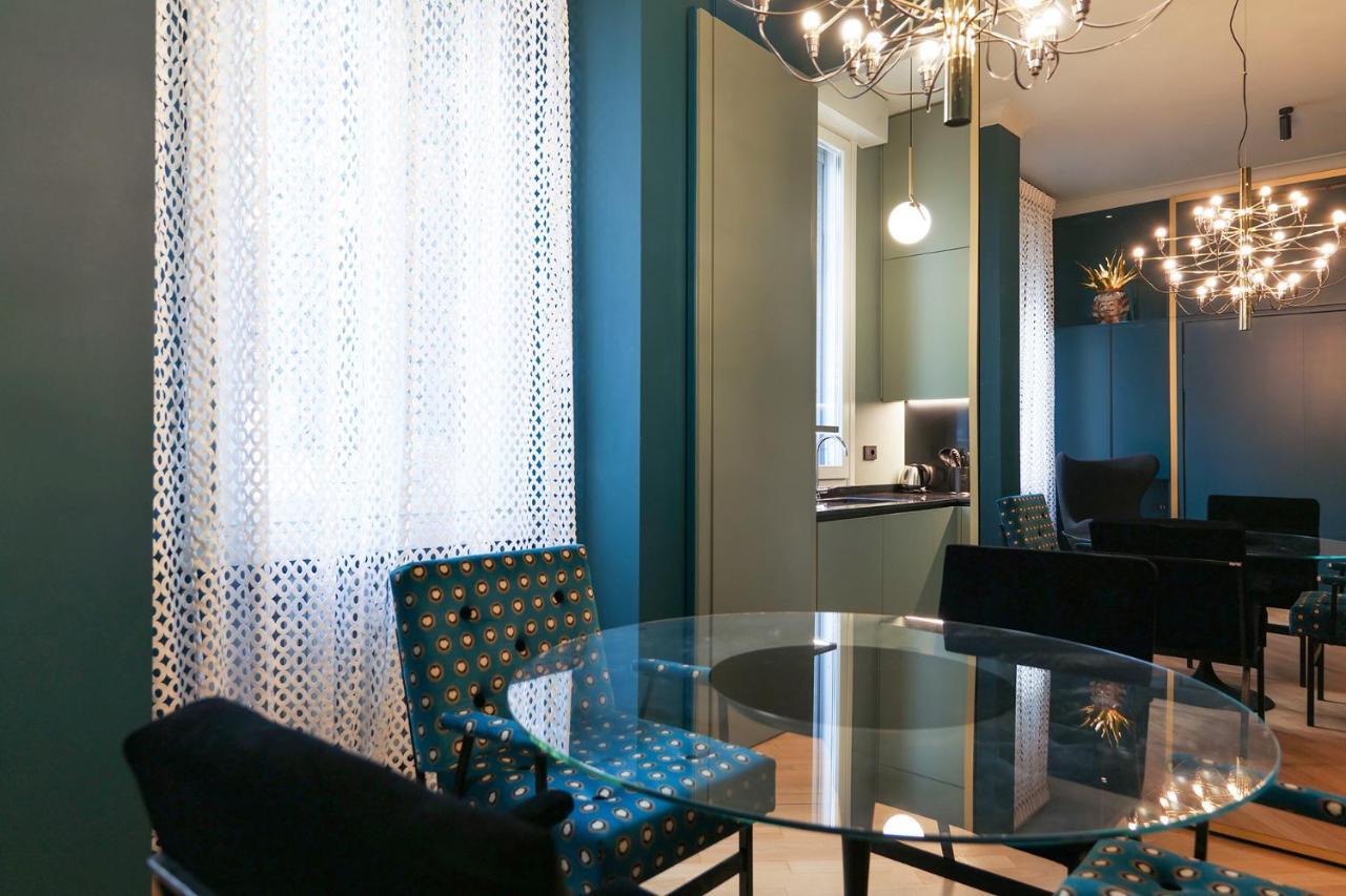 Elegance And Design In The Heart Of Brera Apartment