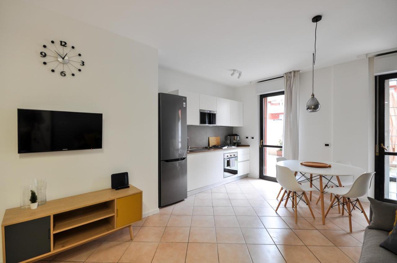 Caseospitali - Casa Cri&Eli, Super Trilocale Con Terrazzo In Zona Lambrate Per 5 Apartment