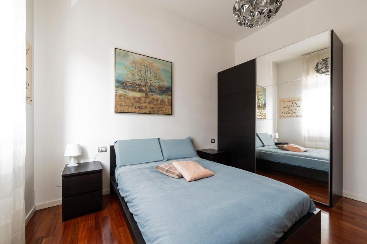 Calvairate Balcony Apartment Milan