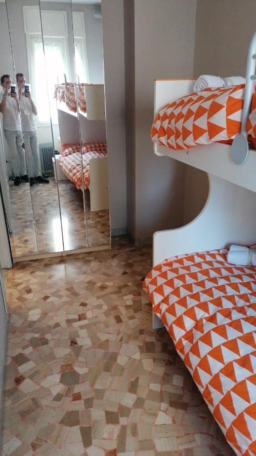 Appartamento Impeccable 3 Bedroom House Up To 6 People 10 Minutes Away From Duomo