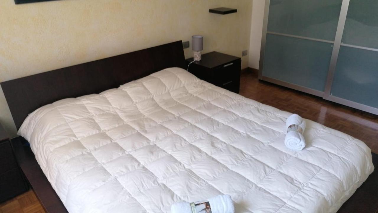 Appartamento Impeccable 3 Bedroom House Up To 6 People 10 Minutes Away From Duomo Milano