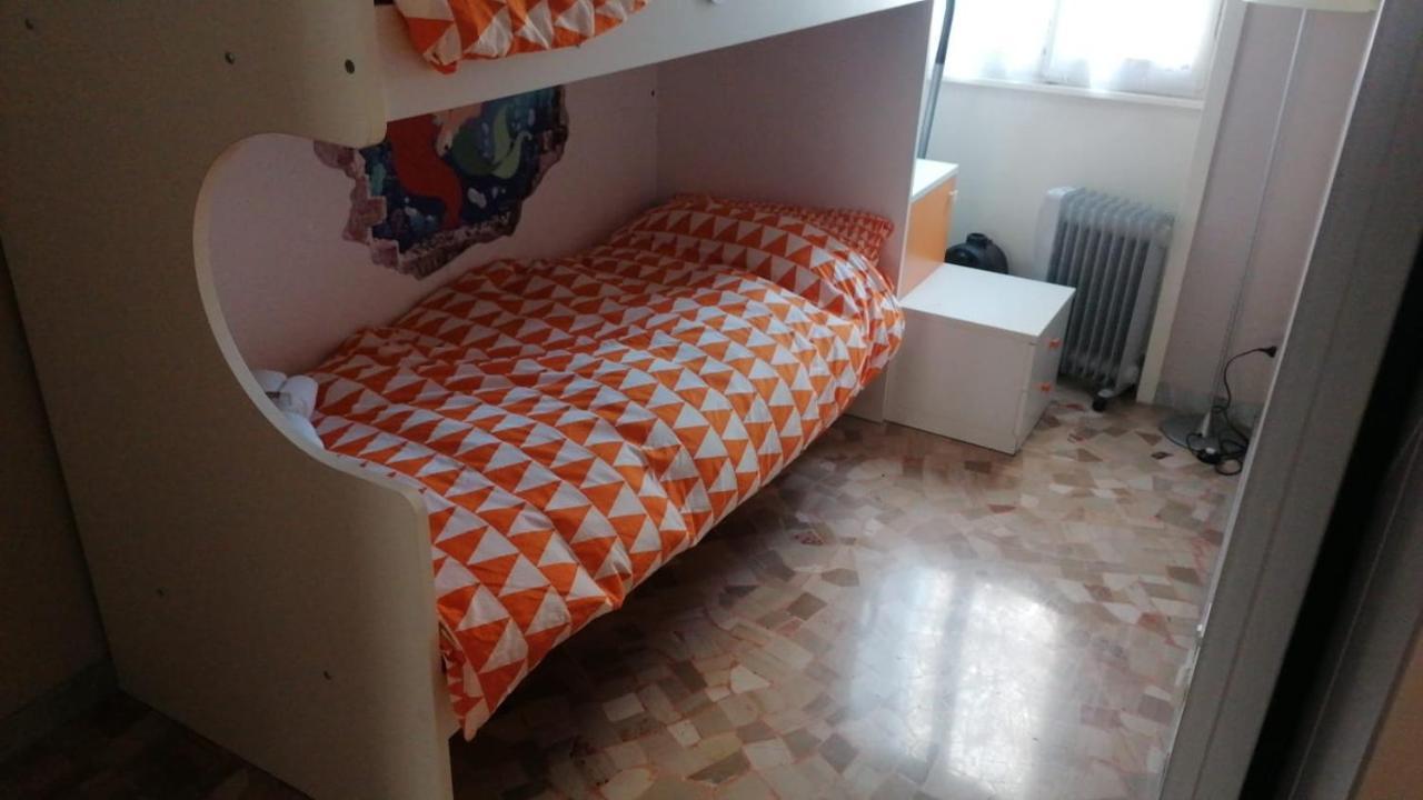Appartamento Impeccable 3 Bedroom House Up To 6 People 10 Minutes Away From Duomo