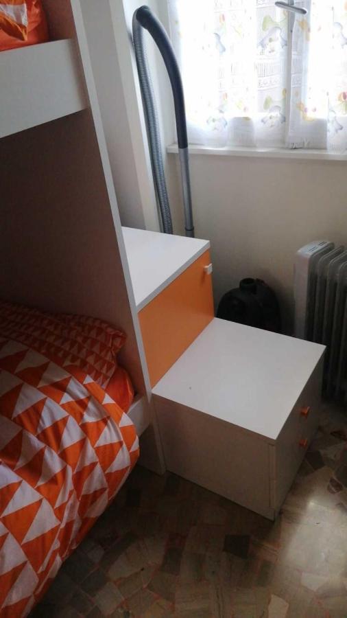 Appartamento Impeccable 3 Bedroom House Up To 6 People 10 Minutes Away From Duomo *