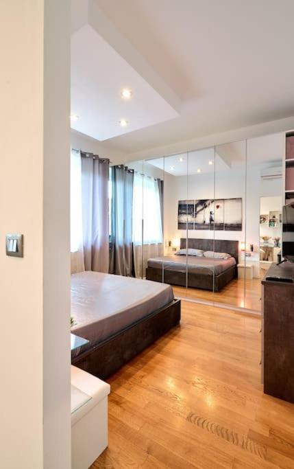 Life - Parco Sempione / Moderno Apartment
