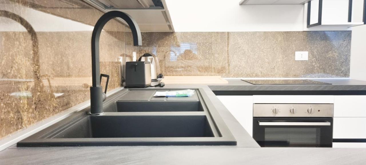Altido Modern Loft, Easy Access To Centre Apartment *
