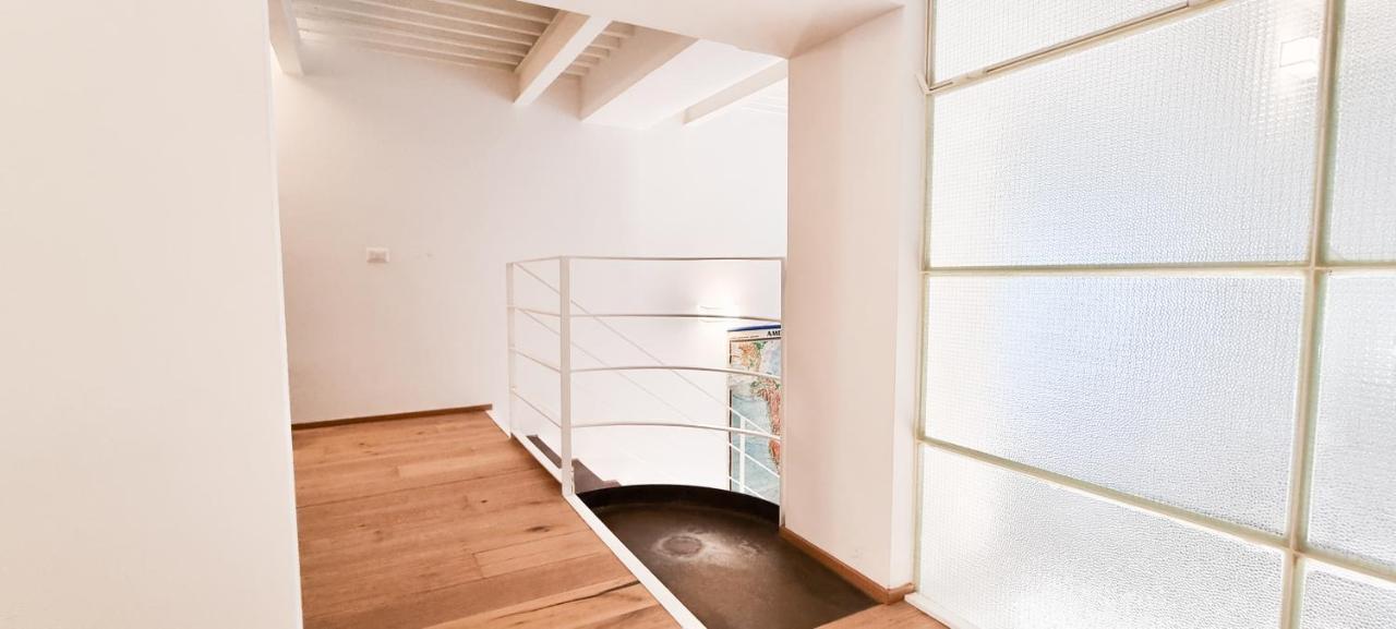 Apartment Altido Modern Loft, Easy Access To Centre