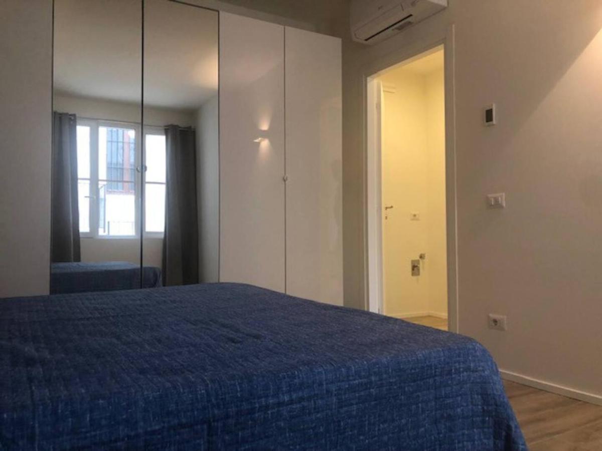 Villa Liberty In Zona Bovisa * Milan
