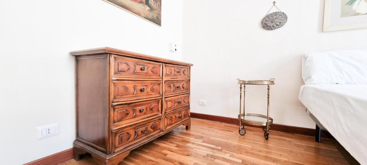 Apartment Joivy Vintage And Gorgeous 2-bed Flat Near Sforzesco Castle *