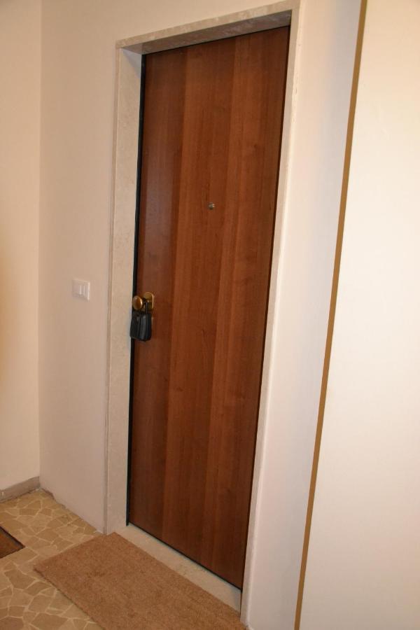 Apartment Fiera City - *