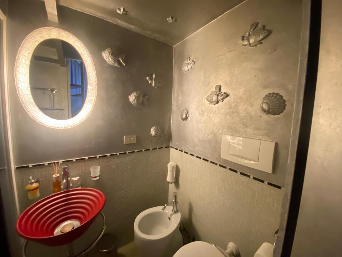 Apartment Castello Sforzesco Prestigioso Affrescato Milan