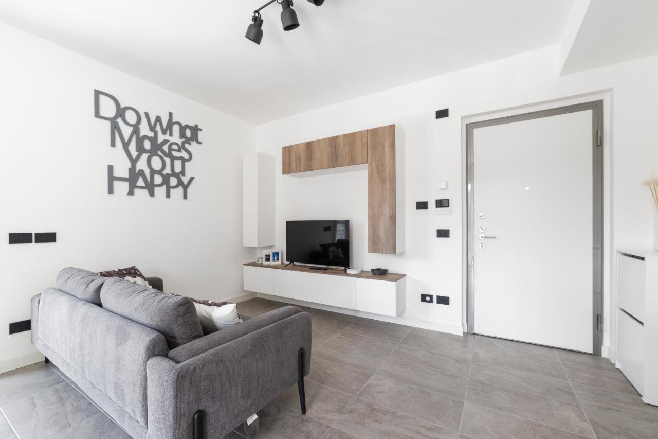 Appartamento Modern Apt With Terrace And Parking! *