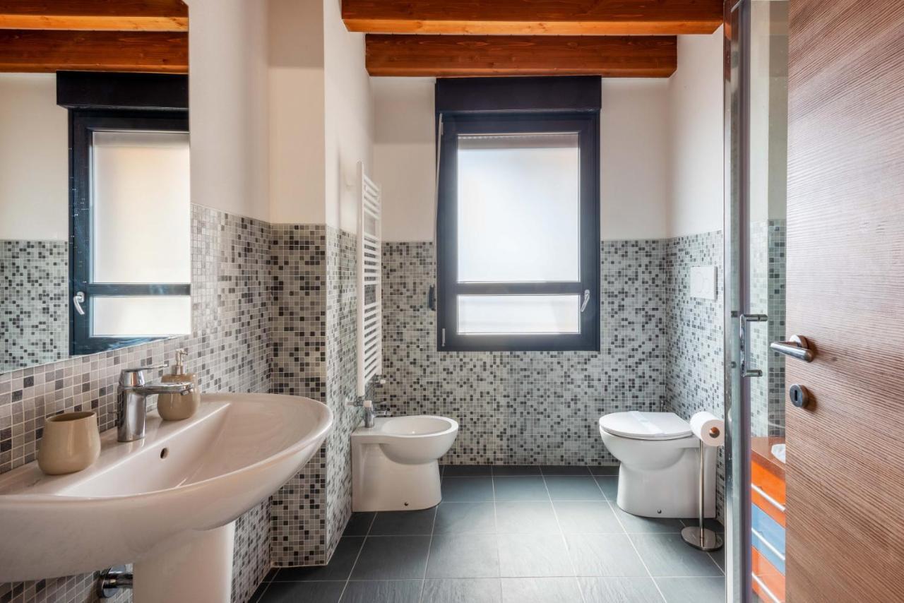 Apartment Amazing Flat With A View And Terrace On Navigli By Easylife Milan