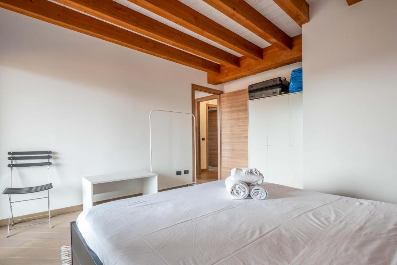 Apartment Amazing Flat With A View And Terrace On Navigli By Easylife *
