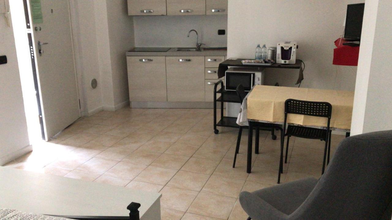 Apartment Feel Like In *