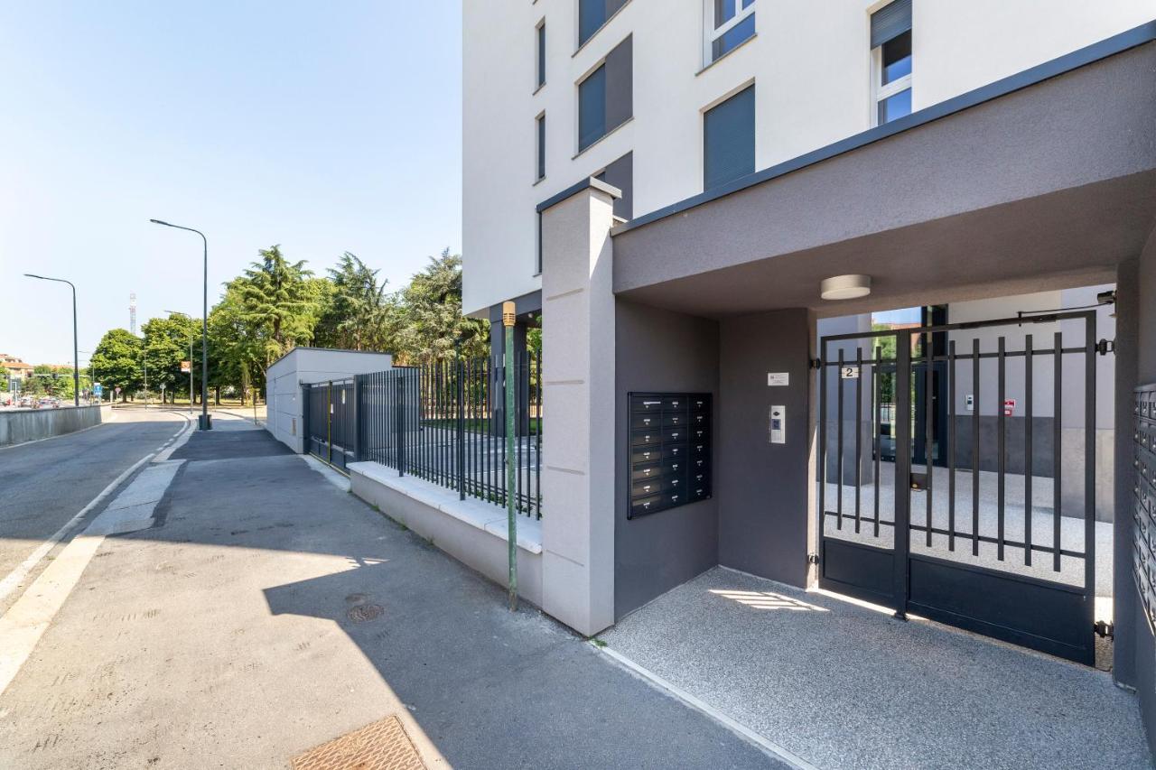 Appartamento Modern Apt With Terrace And Parking!