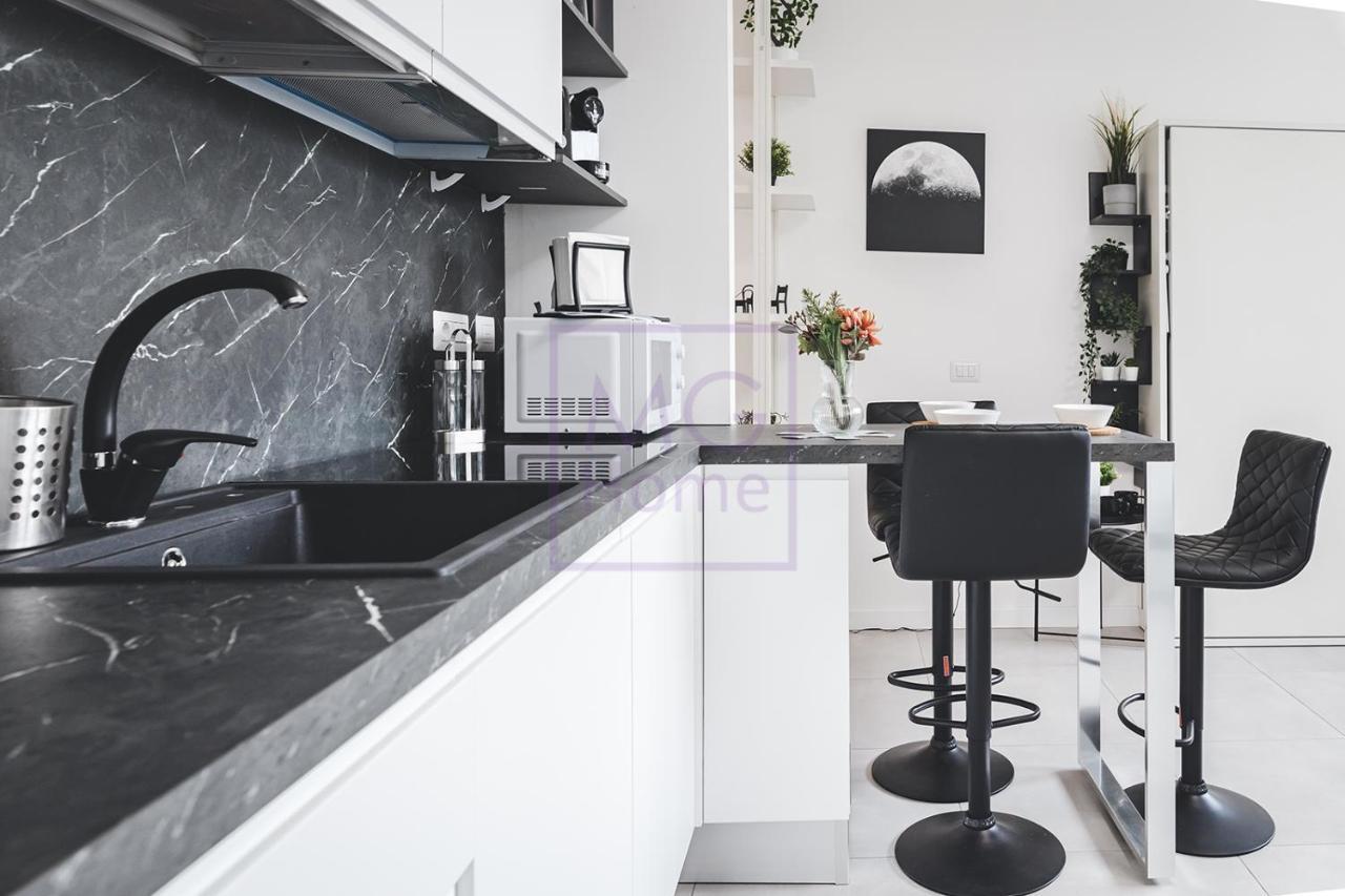 Mg Peonia Apartment Milan