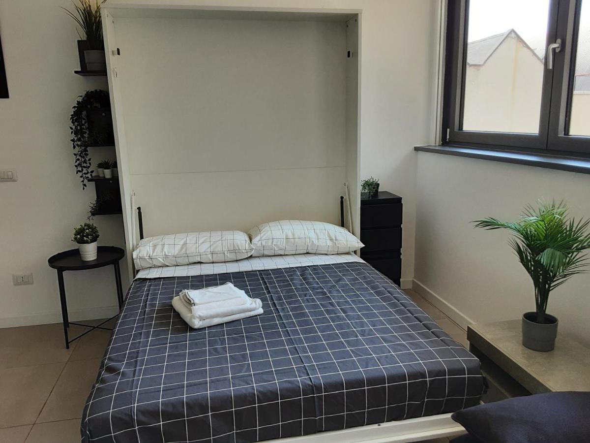 Apartment Mg Peonia Milan