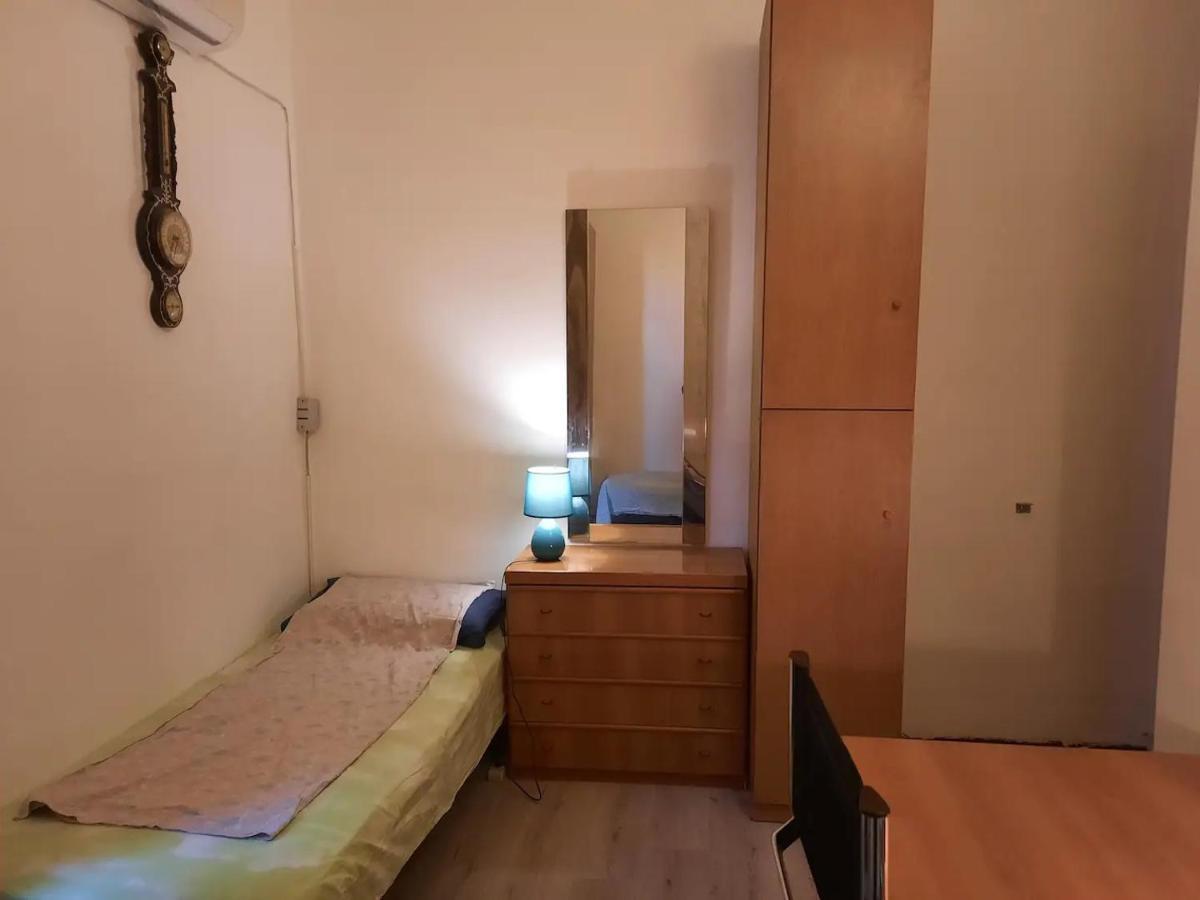 Private In A Quiet In The City Center Alloggio in famiglia