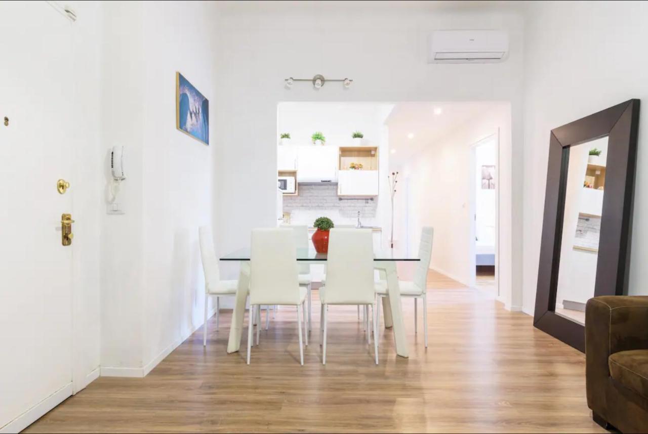 Apartment Luxury 4 Bedrooms Close To Duomo *