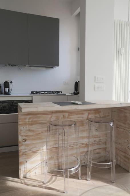 Orea Spiti- Modern Mantegna Arco Della Pace District Apartment *
