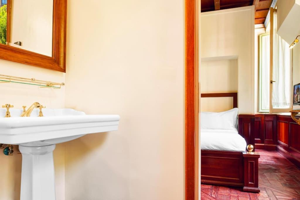 Apartment Luxury 4 Bedrooms *