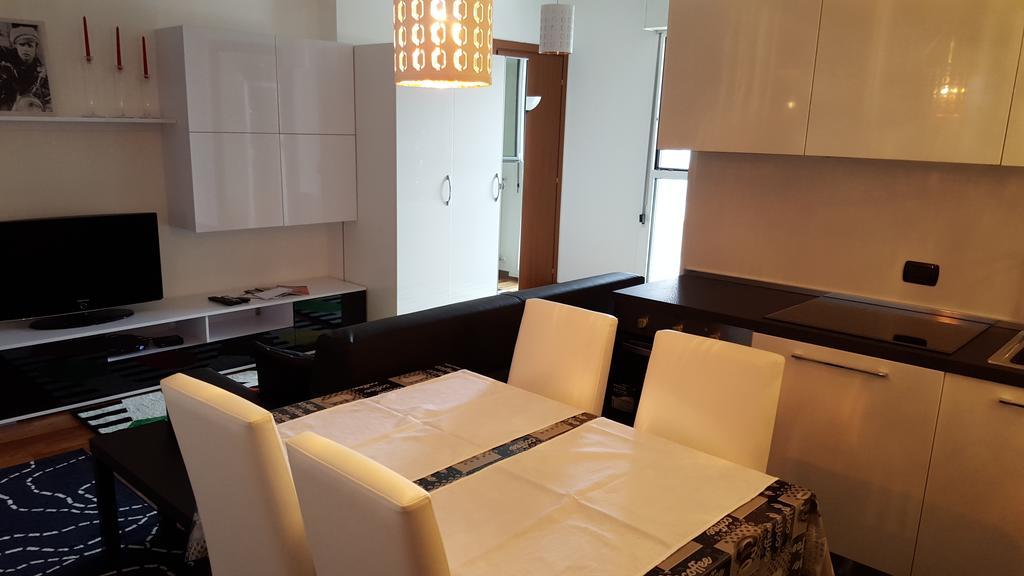 Apartment New Luxury Attic Santa Giulia Expo *